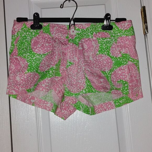 Lilly Pulitzer  green pink fruit animal print flat front  The Walsh Short Sz 0 - Picture 1 of 7